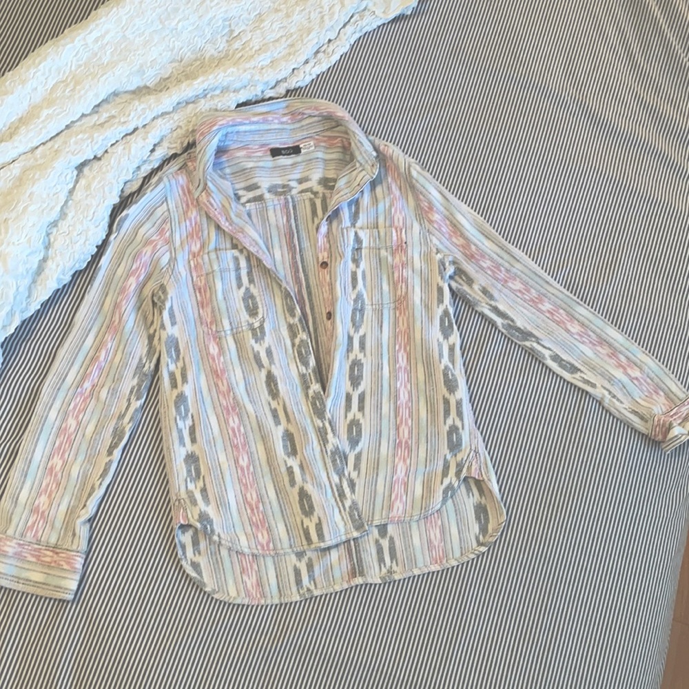 BDG Urban Outfitters XS Aztec Flannel